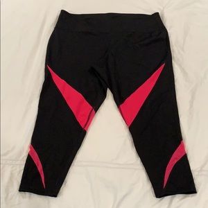 LANE BRYANT SCULPTING ACTIVE 7/8 LEGGING